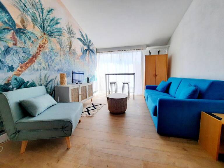 Studio meublé dans une résidence avec piscine — photo 1