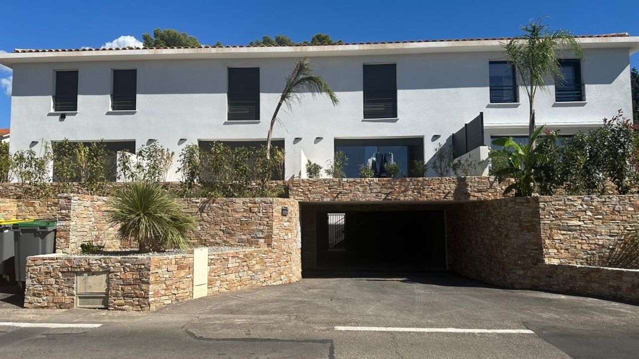 maison 3 pièces 75 m2 à vendre à Sanary-sur-Mer (83110)