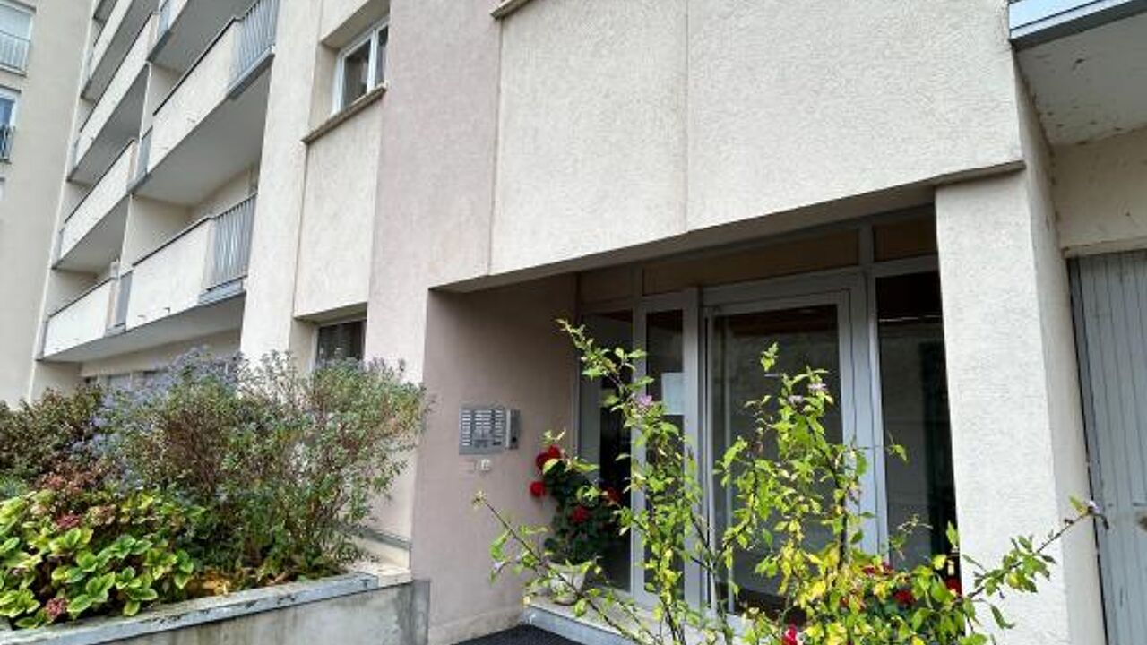 appartement 1 pièces 28 m2 à vendre à Reims (51100)