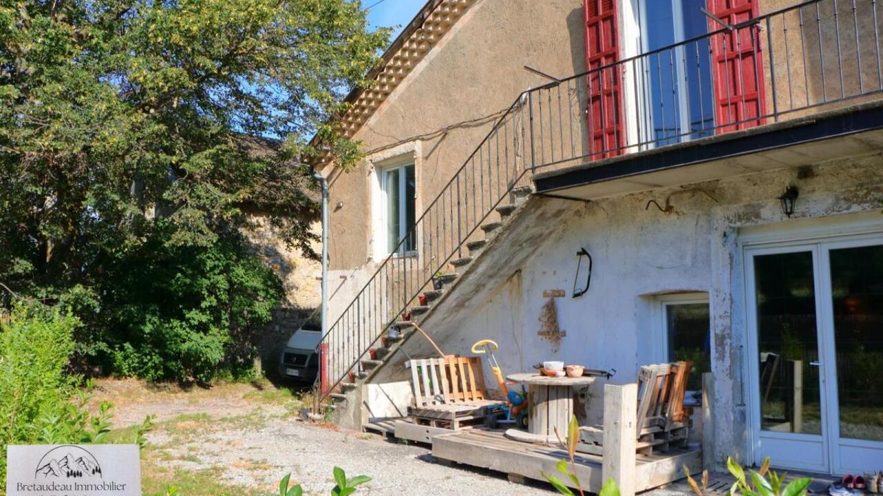 maison 8 pièces 153 m2 à vendre à Montmaur (05400)