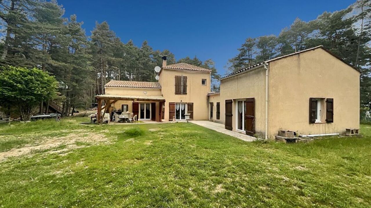 maison 4 pièces 170 m2 à vendre à La Bastide (83840)