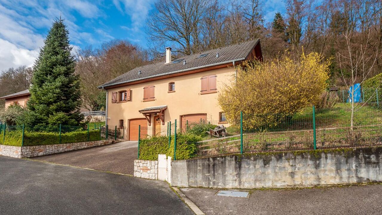 maison 7 pièces 141 m2 à vendre à Rumilly (74150)