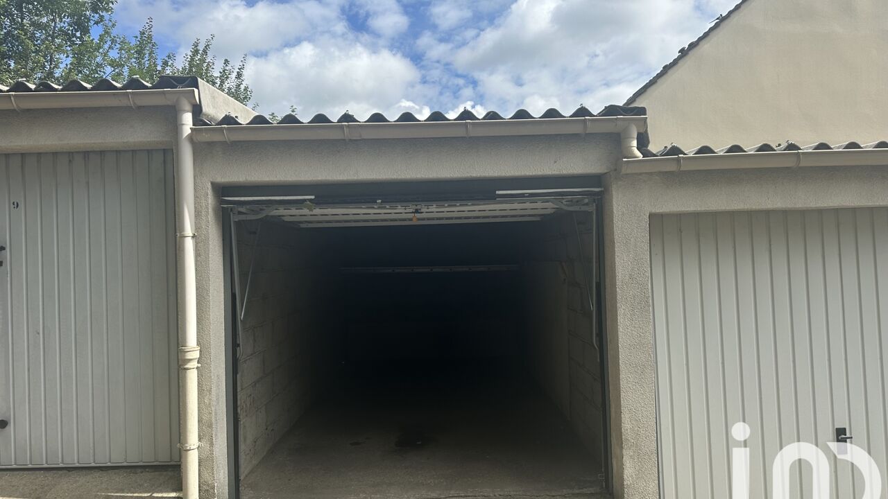 garage  pièces 13 m2 à vendre à Palaiseau (91120)