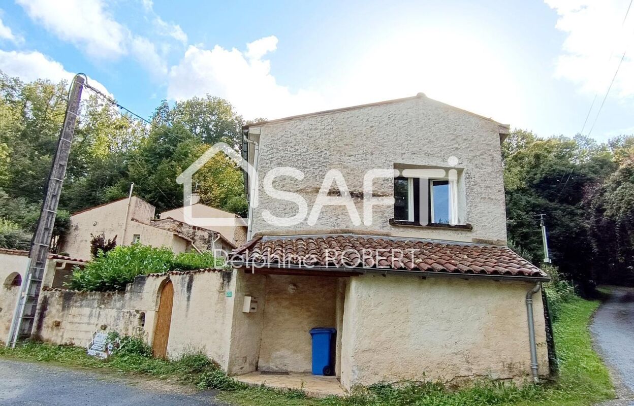 maison 4 pièces 97 m2 à vendre à Fontcouverte (17100)