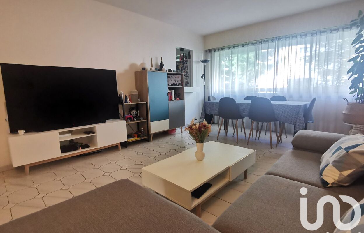 appartement 3 pièces 69 m2 à vendre à Chevilly-Larue (94550)