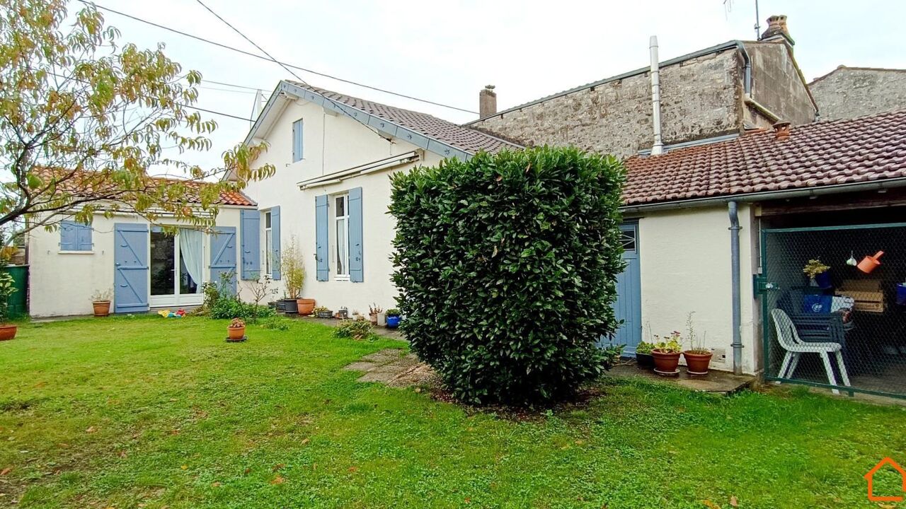 maison 4 pièces 78 m2 à vendre à Saintes (17100)