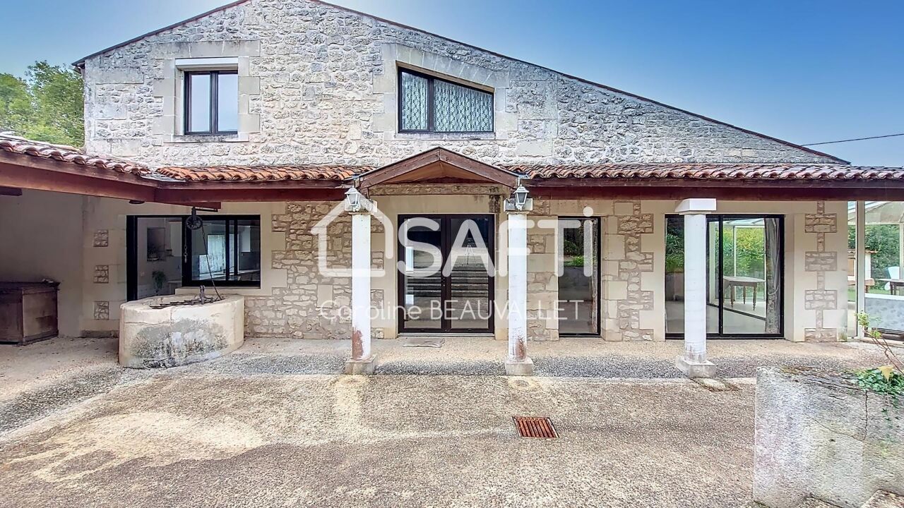 maison 8 pièces 237 m2 à vendre à Saintes (17100)