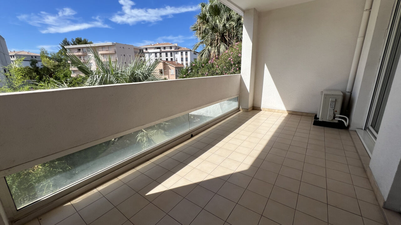 appartement 2 pièces 35 m2 à vendre à La Garde (83130)