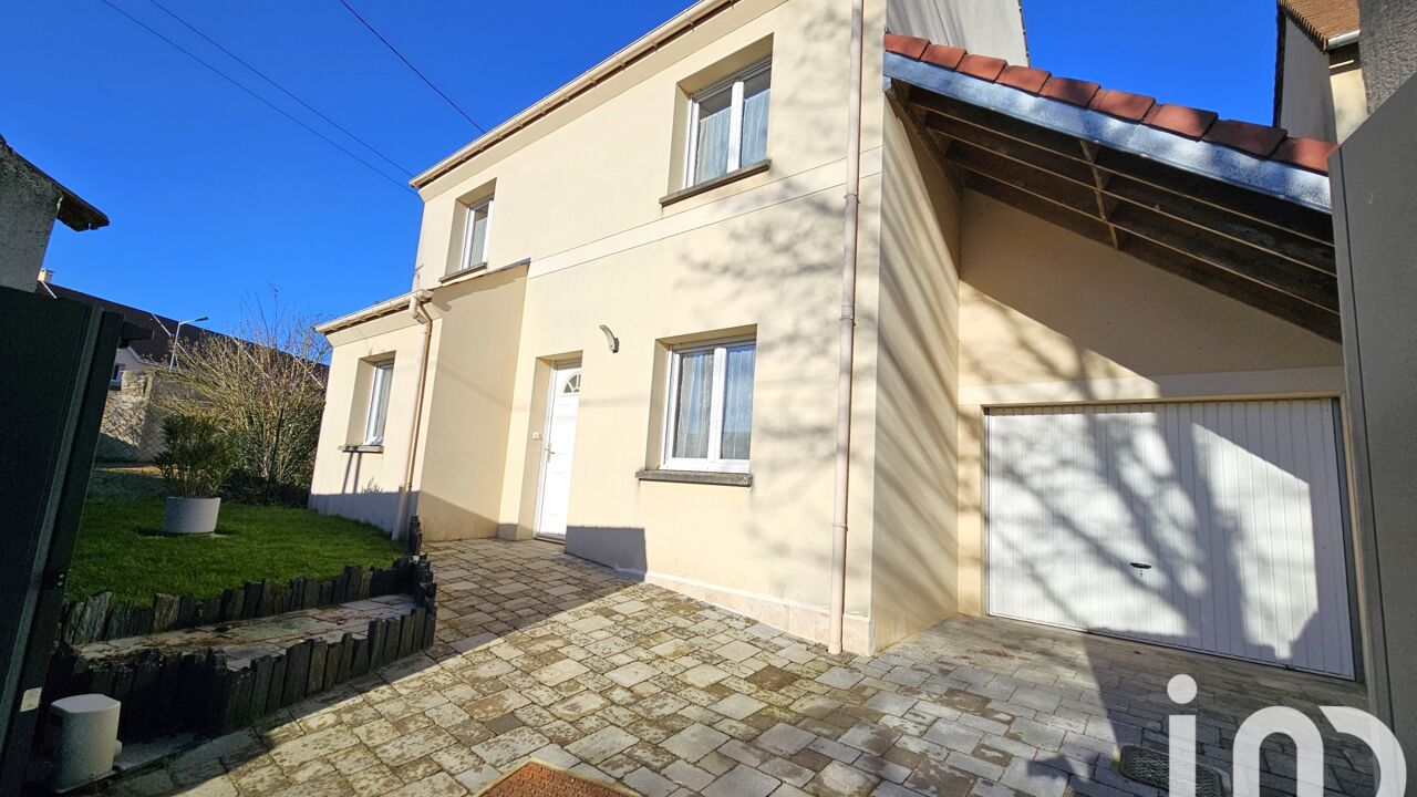 maison 6 pièces 113 m2 à vendre à Auneau-Bleury-Saint-Symphorien (28700)