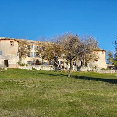 Maison 33 pièces 1490000 €