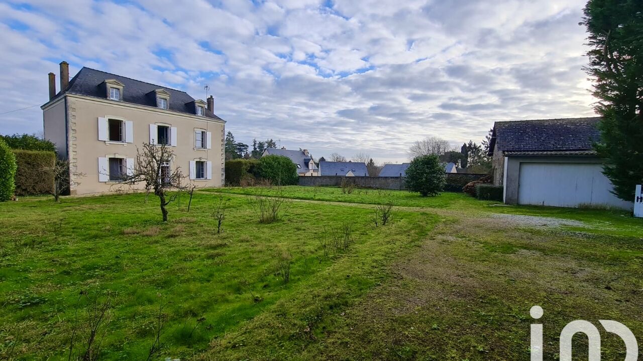 maison 9 pièces 251 m2 à vendre à Château-Gontier (53200)