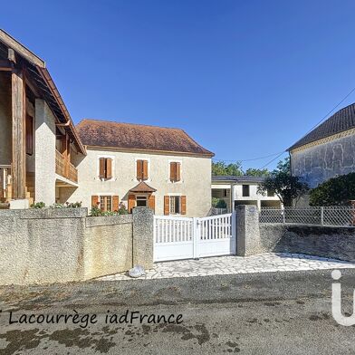 Maison 9 pièces 234 m²