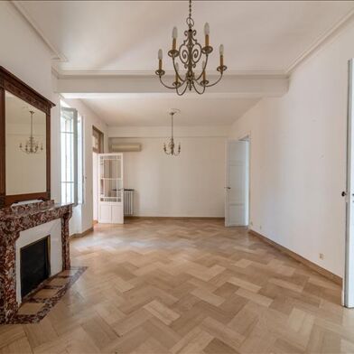 Maison 7 pièces 226 m²