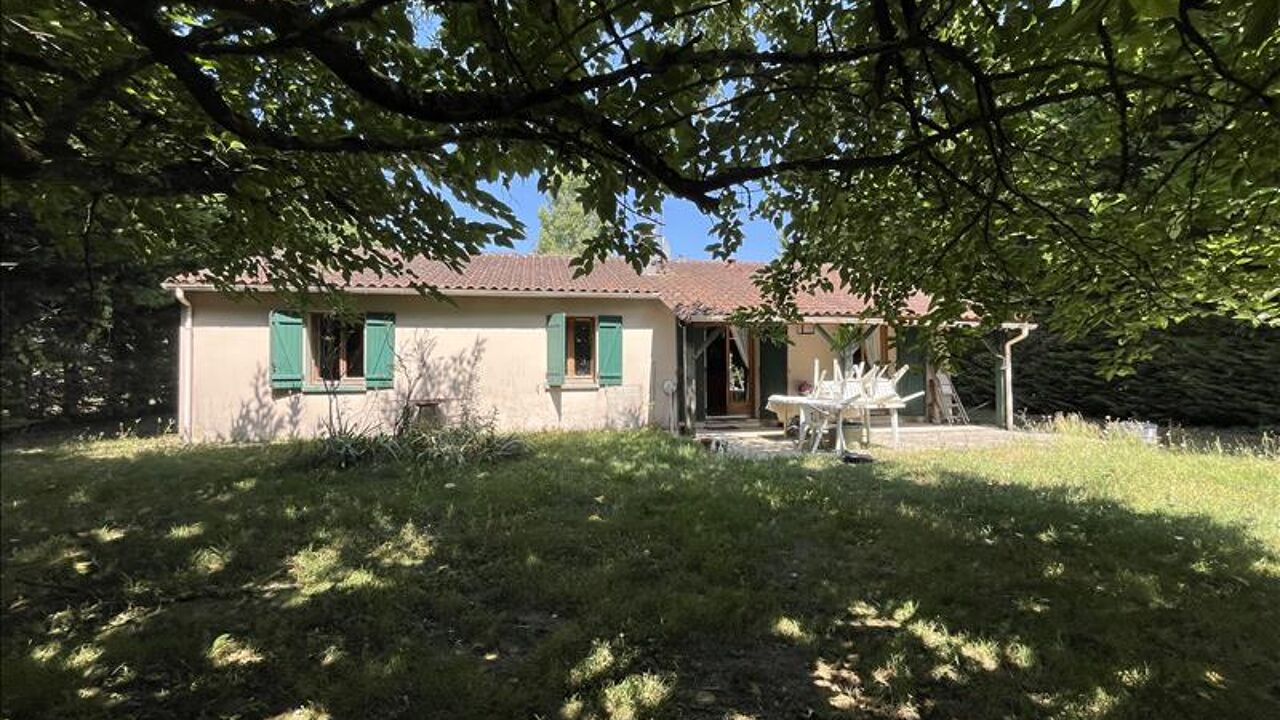 maison 5 pièces 106 m2 à vendre à Mareuil en Périgord (24340)