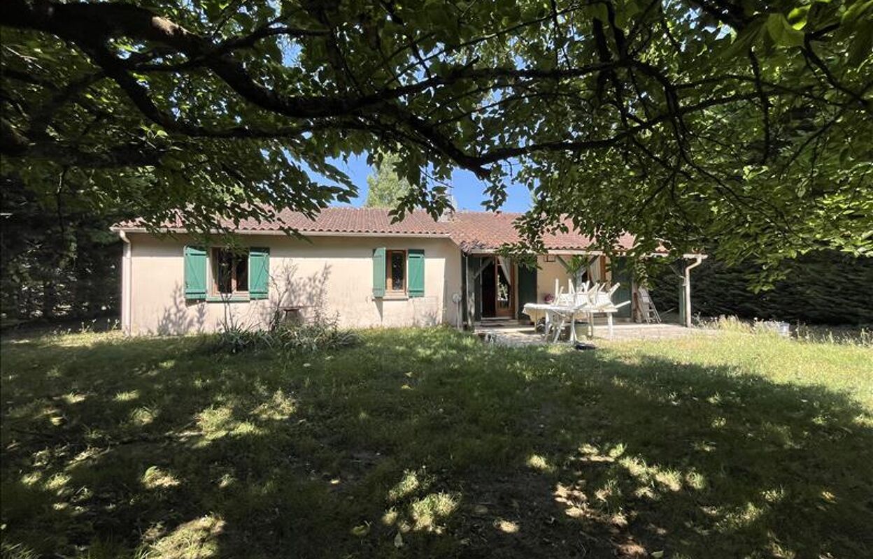 maison 5 pièces 106 m2 à vendre à Mareuil en Périgord (24340)