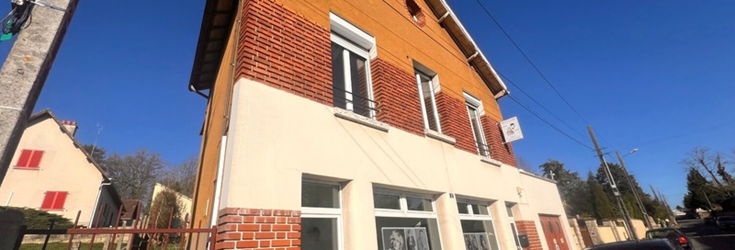 Immeuble  142 m² à vendre à Jouy (28300)