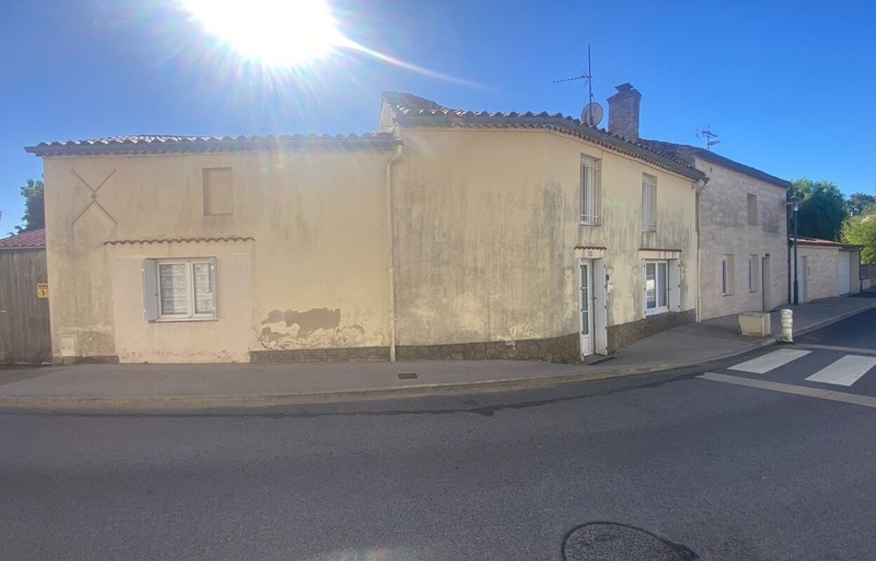 maison 6 pièces 133 m2 à vendre à Les Pineaux (85320)