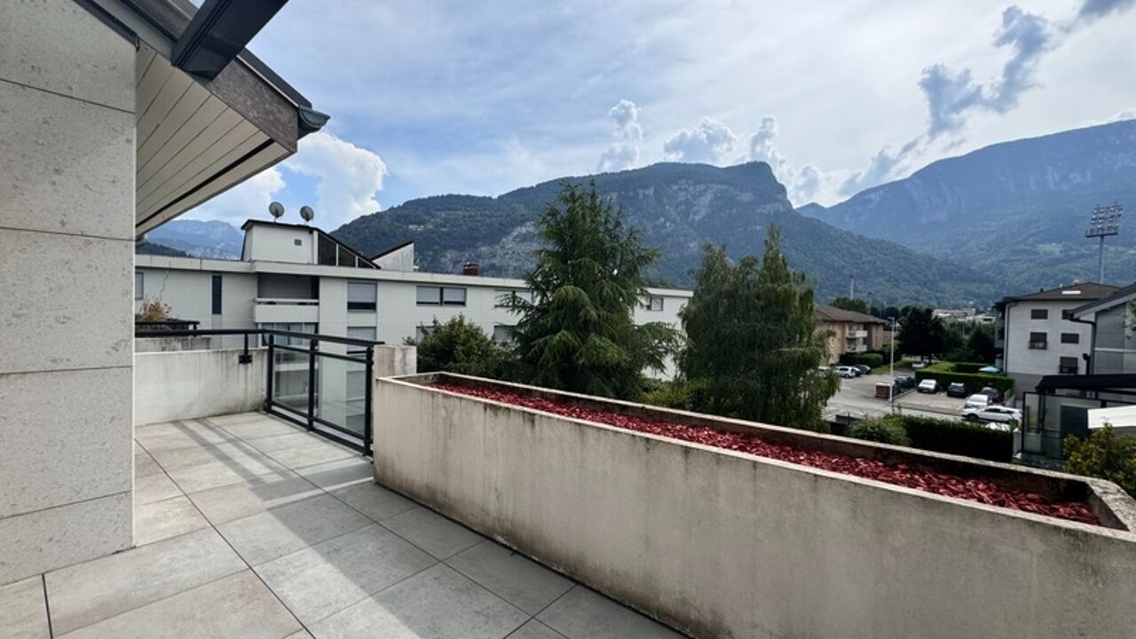 appartement 2 pièces 43 m2 à vendre à Cluses (74300)