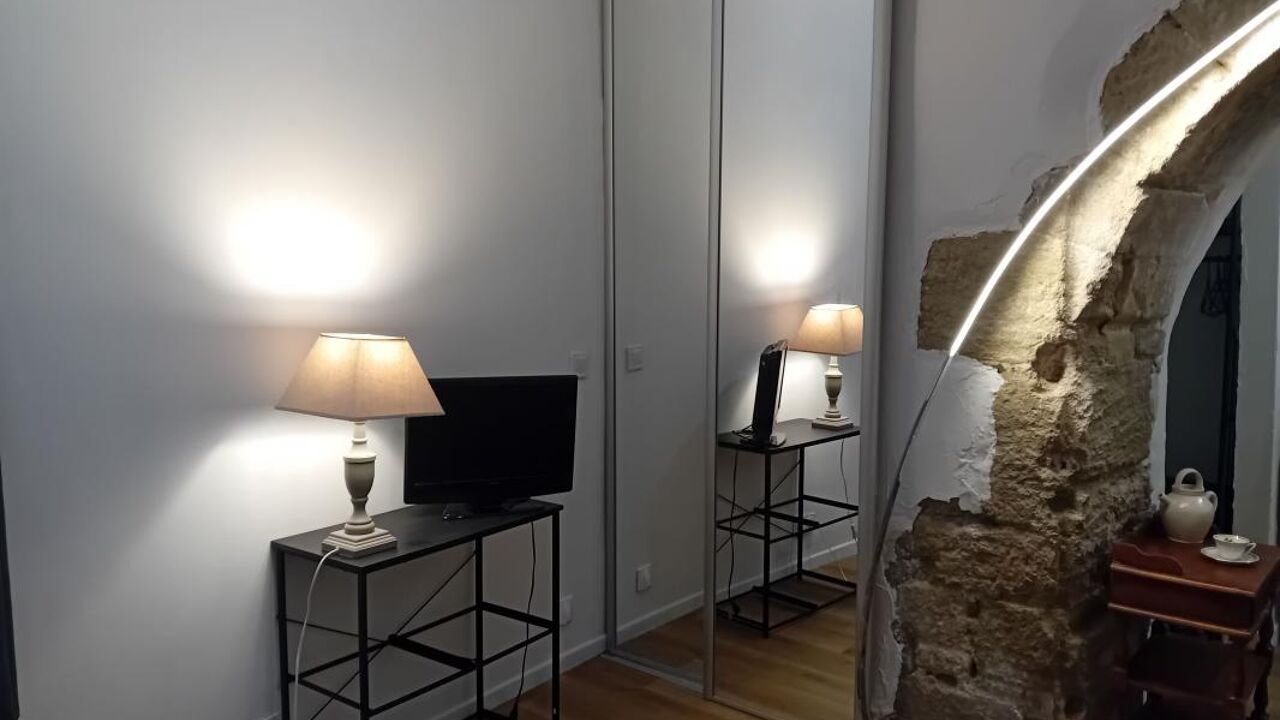 appartement 1 pièces 24 m2 à louer à La Tour-d'Aigues (84240)