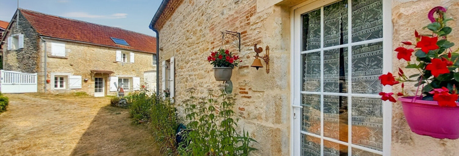 Maison 7 Pièces 200 m² à vendre à Brouchaud (24210)