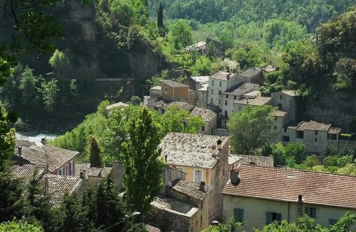 TERRAIN CONSTRUCTIBLE - ROQUESTERON — photo 3