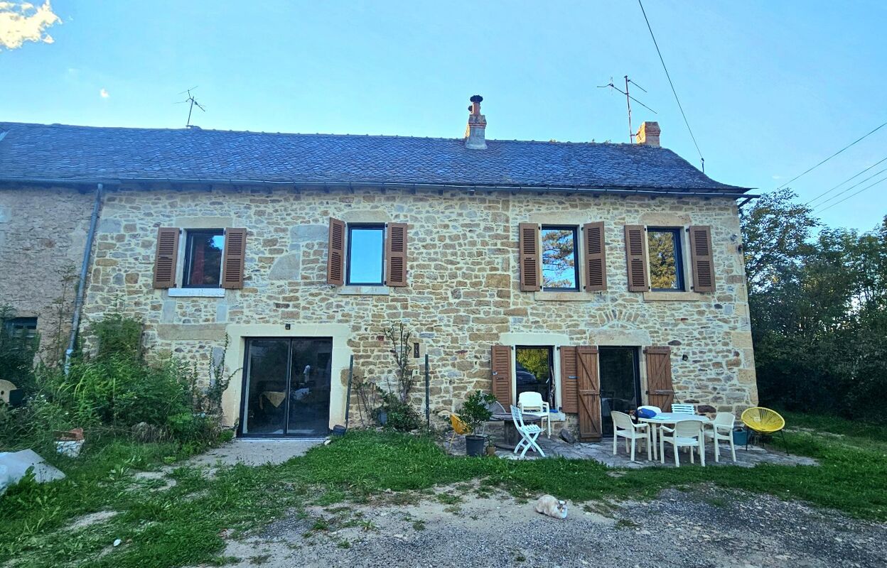 maison 5 pièces 159 m2 à vendre à Roussennac (12220)