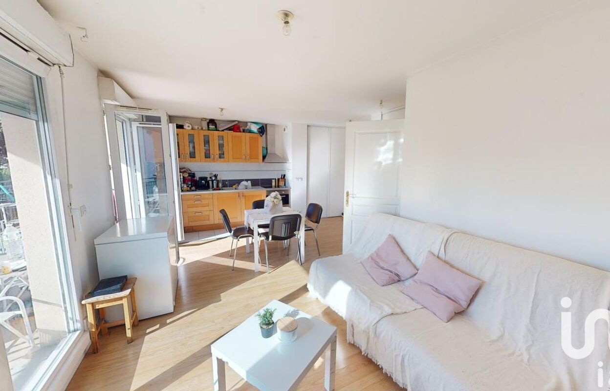 appartement 1 pièces 32 m2 à vendre à Pontault-Combault (77340)