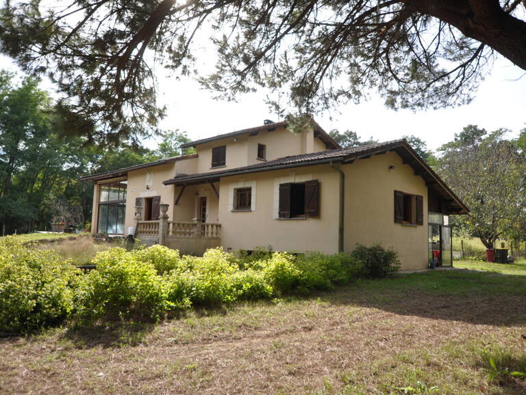 Maison 6 pièces 147 m² — photo 1