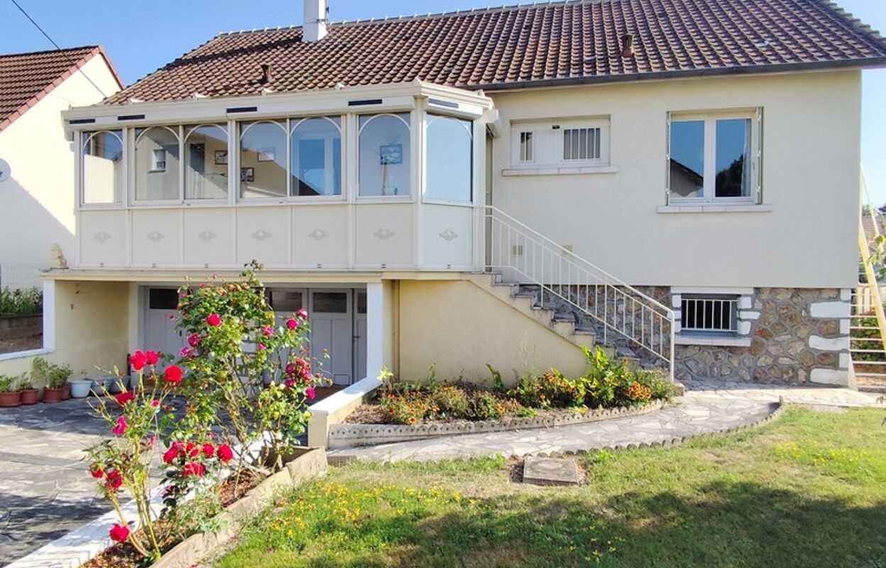 maison 5 pièces 93 m2 à vendre à Bessé-sur-Braye (72310)