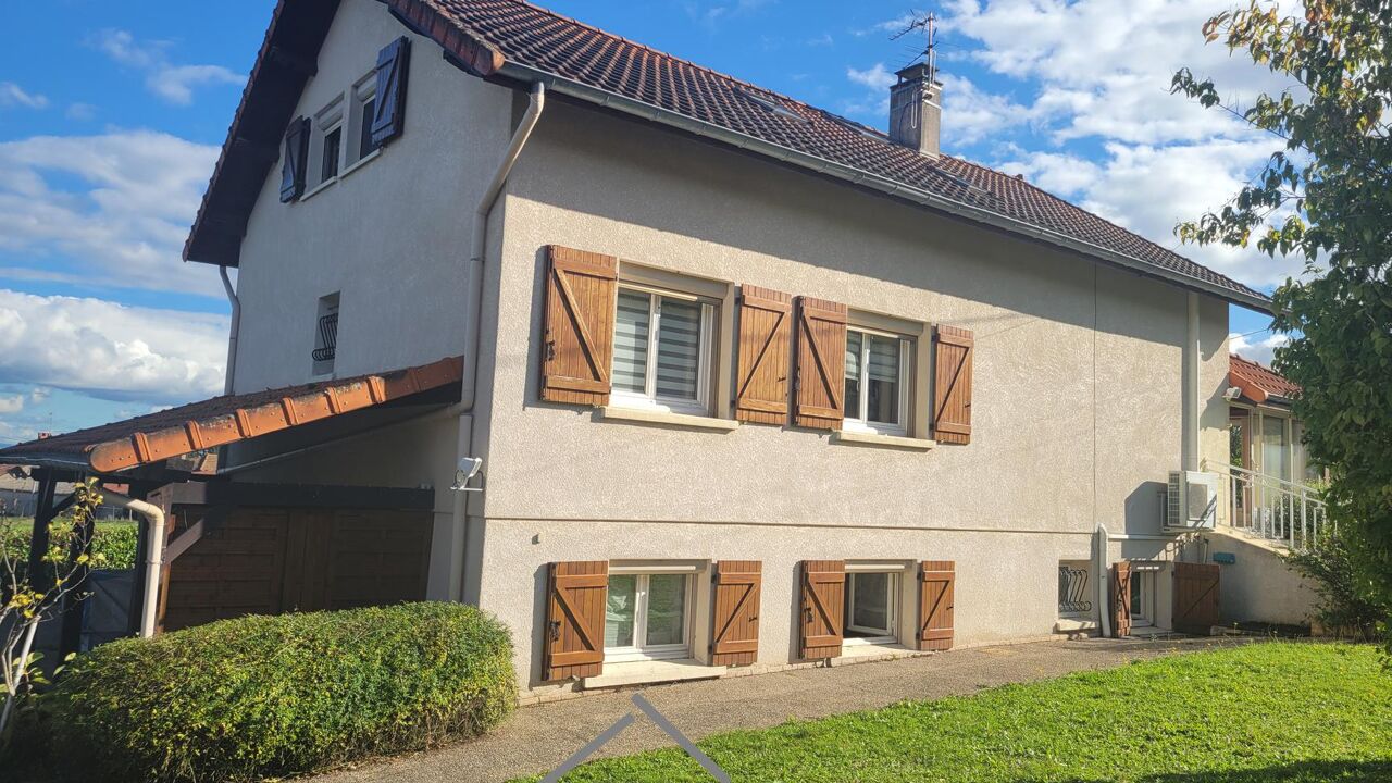 maison 11 pièces 196 m2 à vendre à Renaison (42370)