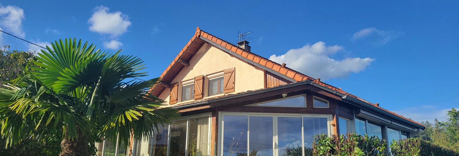 Maison 11 Pièces 196 m² à vendre à Renaison (42370)