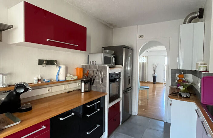 APPARTEMENT LUMINEUX AVEC BALCON ET GARAGE — photo 2