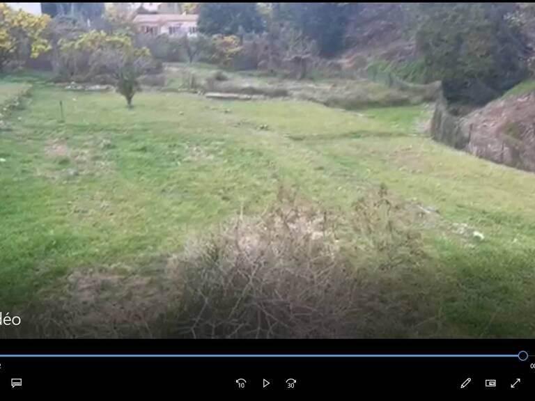 golfe juan terrain plat de 880m2 — photo 1