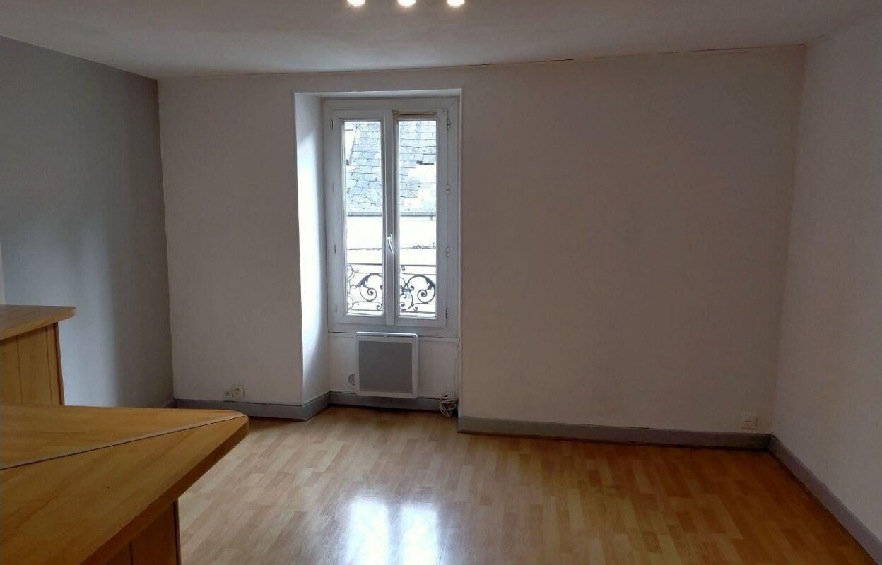 appartement 2 pièces 38 m2 à vendre à Étampes (91150)