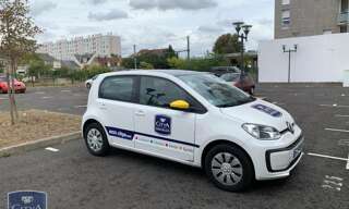 Garage   m² à louer à Tours (37000)