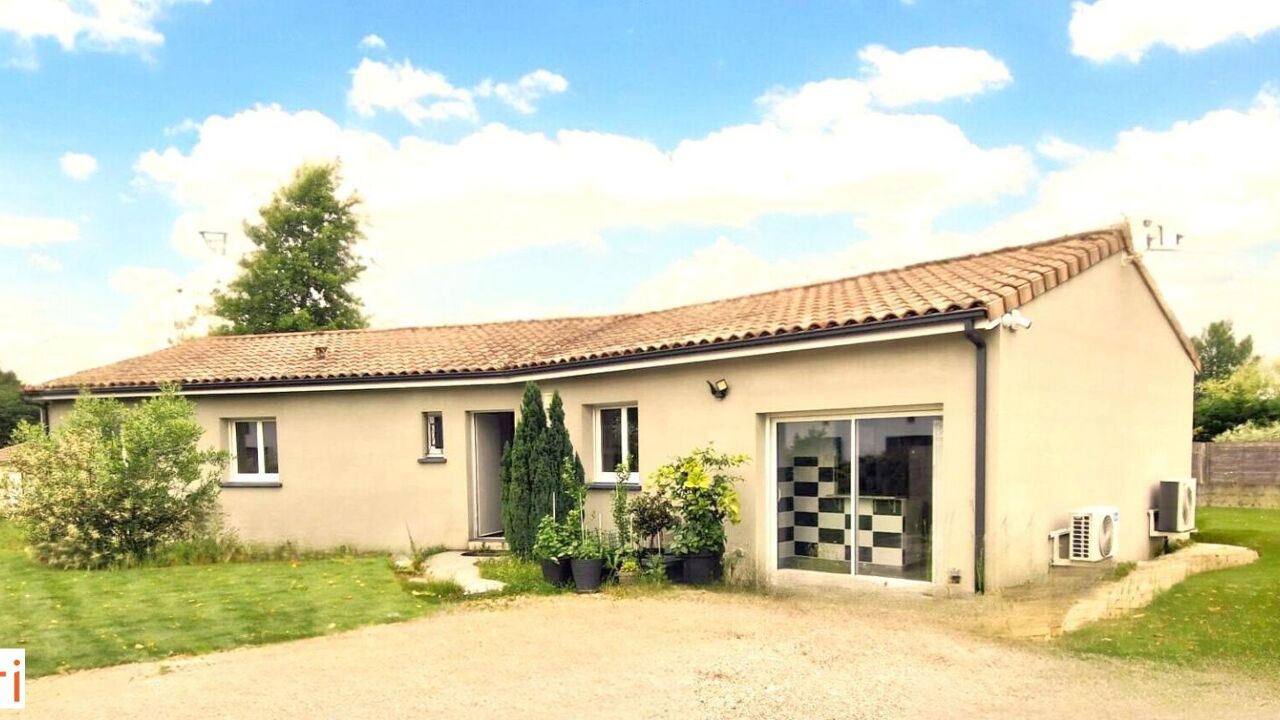 maison 6 pièces 129 m2 à vendre à Saint-Yzan-de-Soudiac (33920)