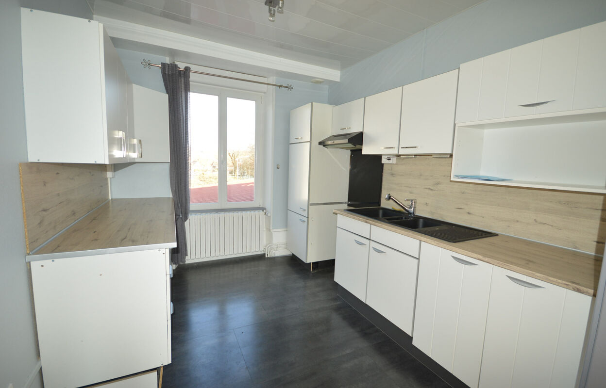 appartement 5 pièces 104 m2 à louer à Blamont (25310)