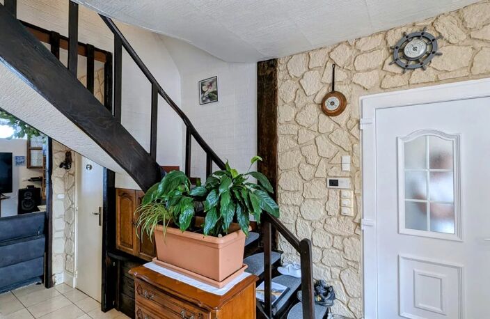 Maison de bourg 2 chambres avec cour — photo 4
