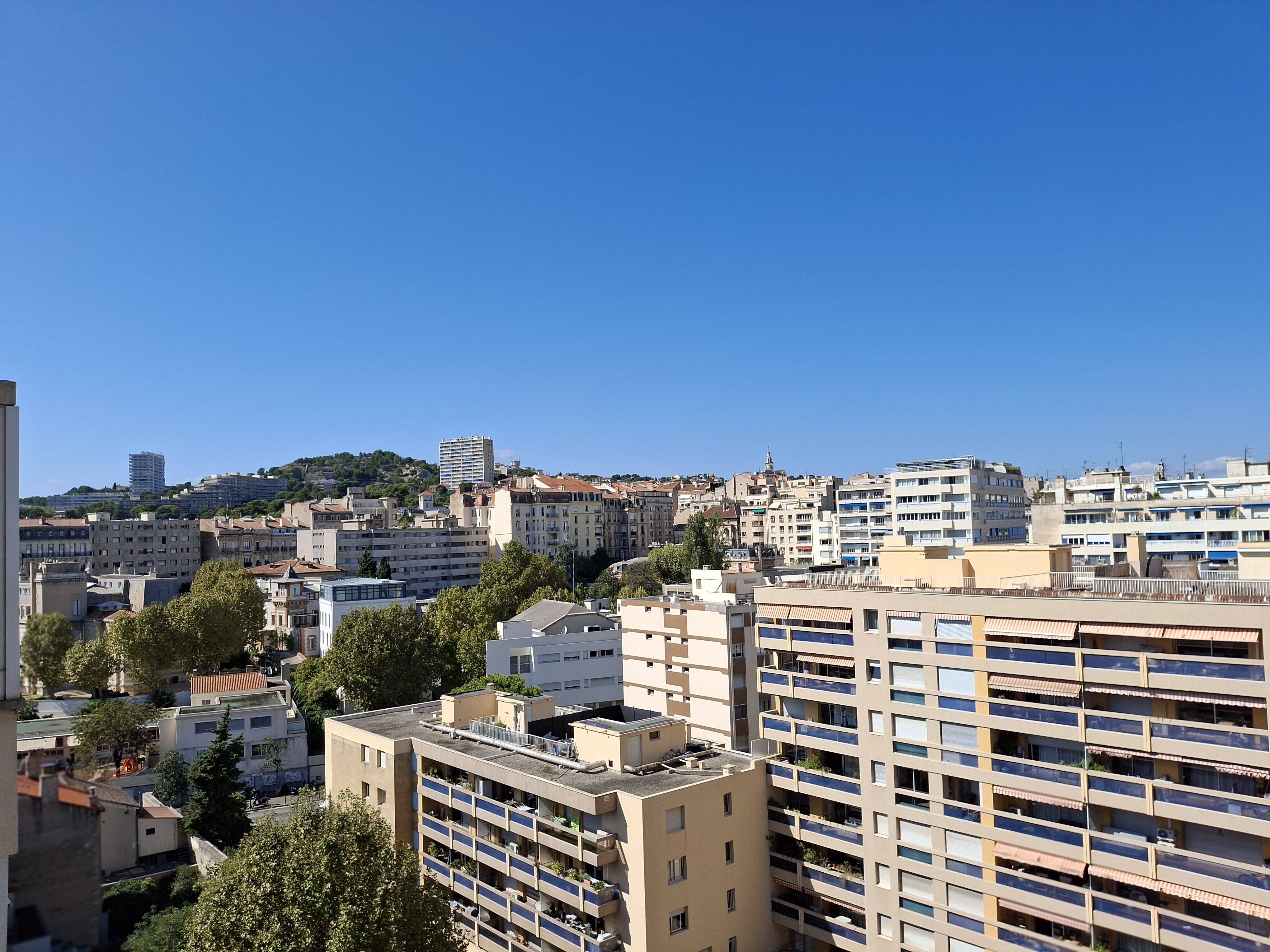 Appartement 3 pièces  à louer Marseille 8eme 13008