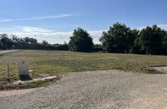 Terrain à bâtir 4 kms de Casteljaloux — photo 3