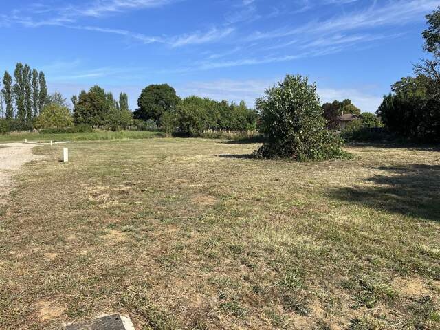 Terrain à bâtir 4 kms de Casteljaloux — photo du bien