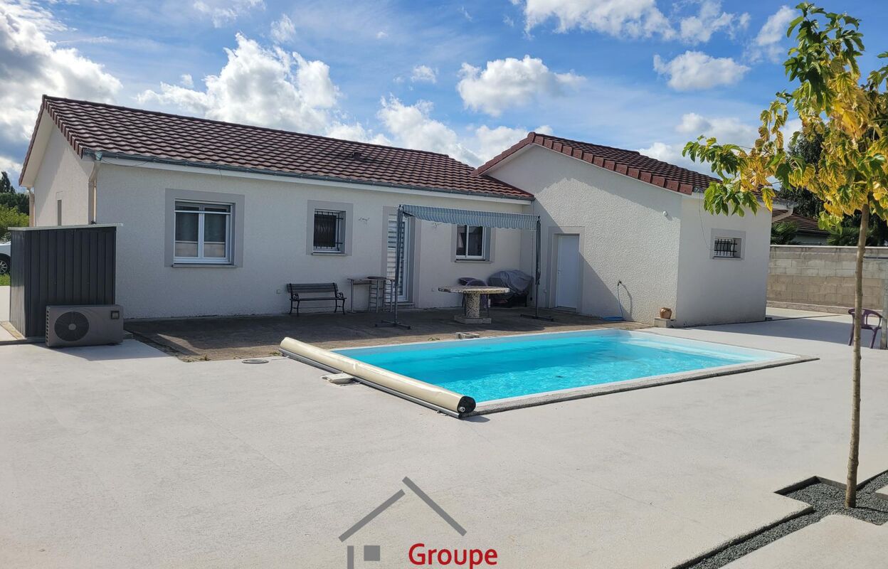 maison 4 pièces 77 m2 à vendre à Ouches (42155)