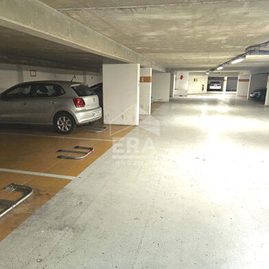 Parking 12 m²