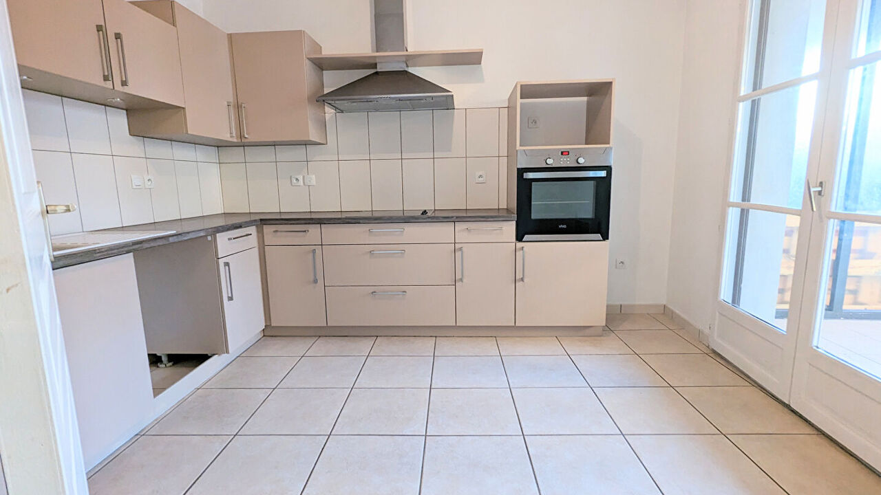 appartement 3 pièces 83 m2 à louer à Rodez (12000)