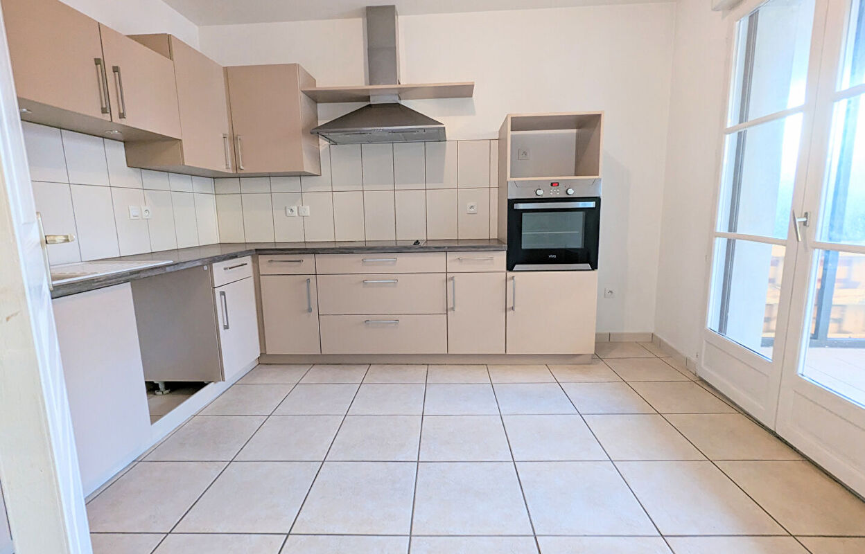 appartement 3 pièces 83 m2 à louer à Rodez (12000)