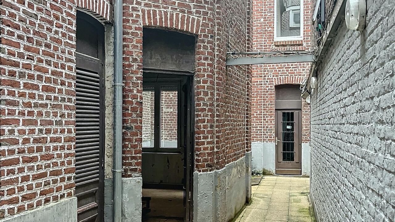 immeuble  pièces 33 m2 à vendre à Lille (59000)