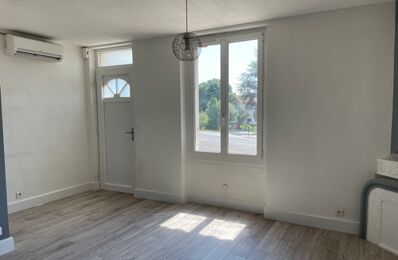 location appartement 614 € CC /mois à proximité de Le Castellet (83330)