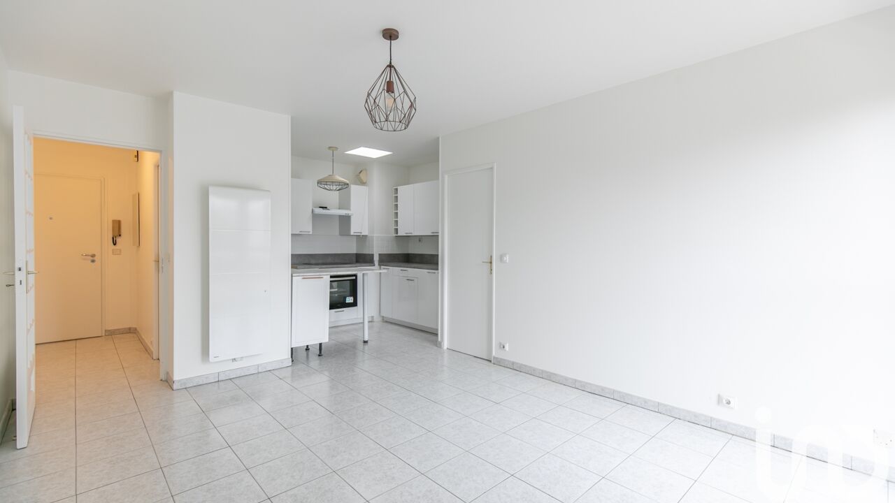 appartement 2 pièces 39 m2 à vendre à Rosny-sous-Bois (93110)