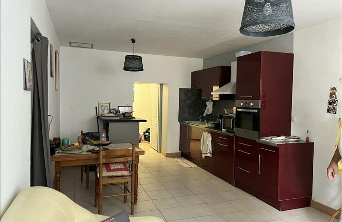 Vente immeuble   Pons (17800) — photo 2