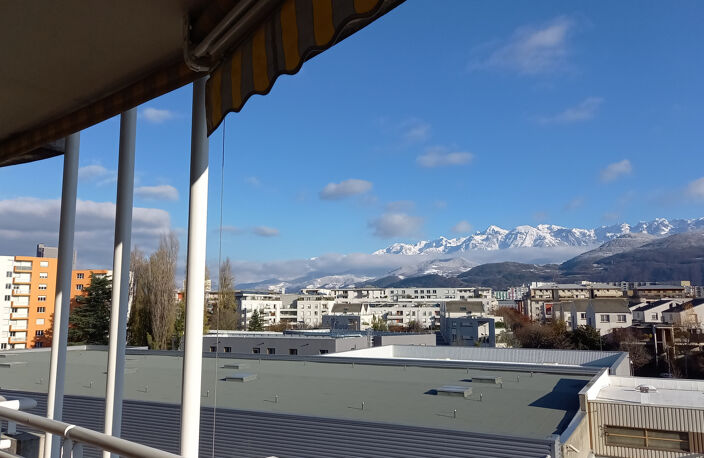 F4 3 chambres - terrasse - possib. garage - ETAT NEUF ! — photo 3